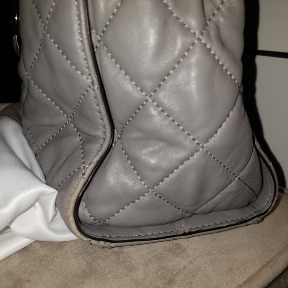 100% Authentic- Michael Kors Light grey Bag - Picture 3 of 6